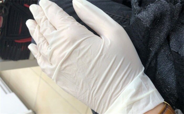 زنگ خطر رهاسازی دستکش و ماسک آلوده به ویروس کرونا در فضاهای عمومی