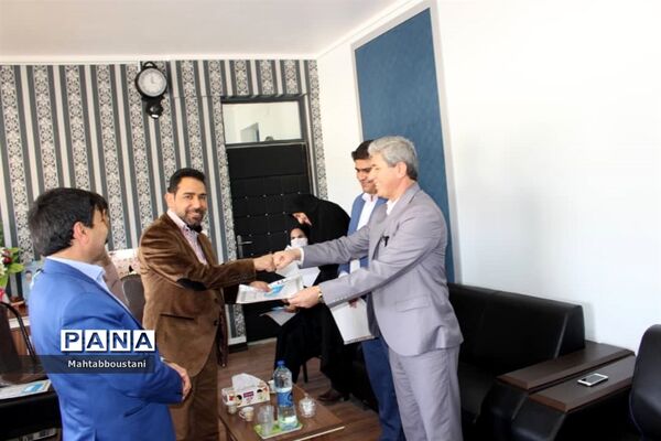 تقدیر مدیریت آموزش و پرورش دشتستان از حوزه معاونت پرورشی و تربیت بدنی