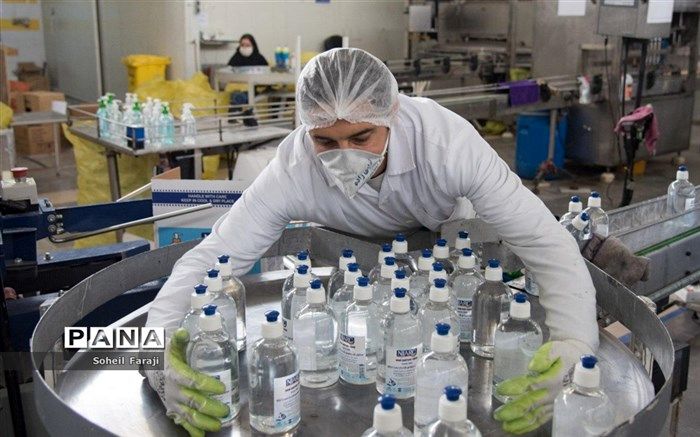 تولید شبانه روزی محلول ضدعفونی‌کننده در یک واحد صنعتی در ارومیه