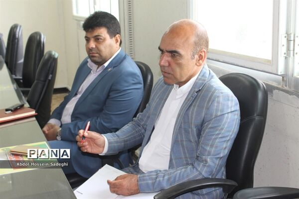 جلسه ستاد پیشگیری ازشیوع بیماری  کرونا در اداره کل آموزش و پرورش استان بوشهر