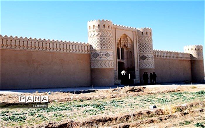 دهکده تاریخی تیرجرد ابرکوه برای فعالیت صنعت گردشگری و کشاورزی مناسب است