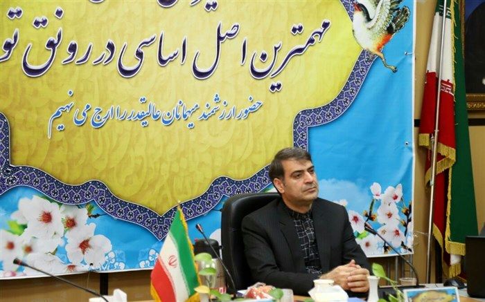 ربوشه: کرونا برای آموزش و پرورش از تهدید به فرصت تبدیل شده است