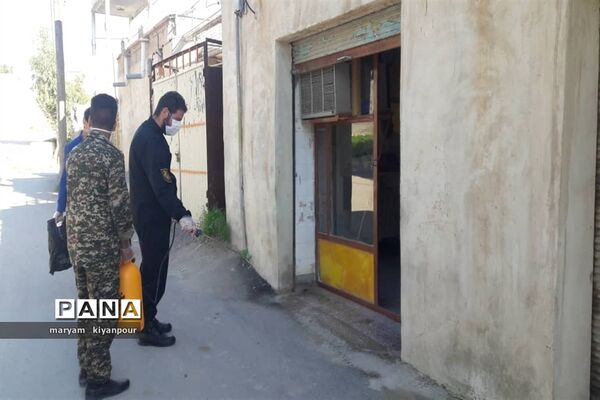 ضدعفونی و گندزدایی اماکن عمومی و توزیع ماسک رایگان در شهرستان مسجدسلیمان