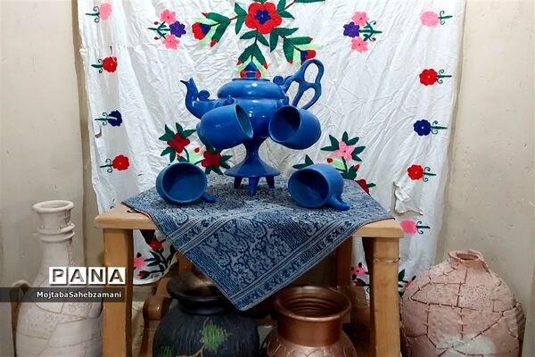 آثار دستی روستاهای برگزیده کاشمر در فروشگاه روستا
