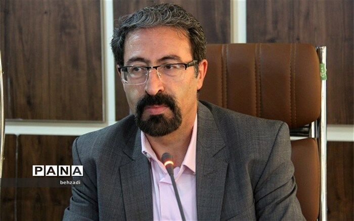 بسته‌های آموزشی در مناطق کمتر برخوردار کرمان توزیع می‌شود
