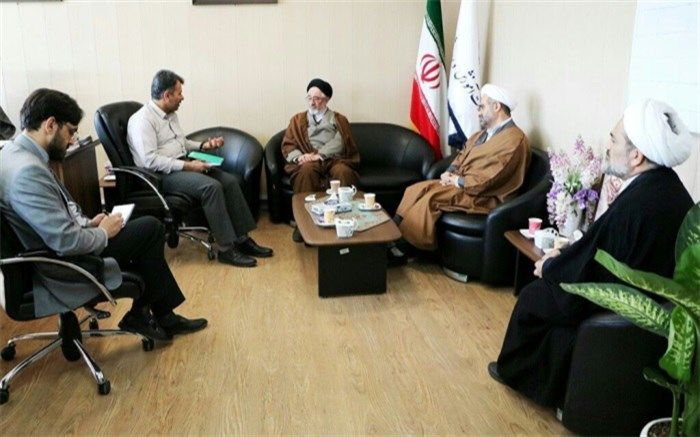 آموزش و پرورش مبنای  رشد و تربیت نوجوانان و جوانان است