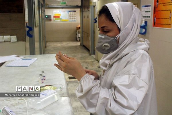 پرستاران بیمارستان رازی اهواز در خط مقدم مبارزه با کرونا ویروس