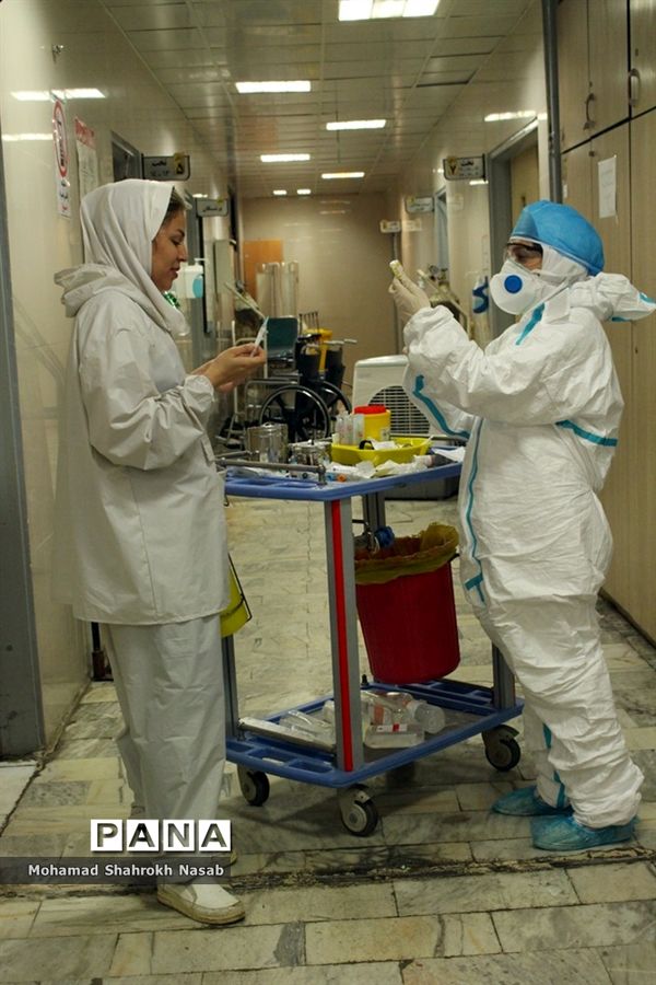 پرستاران بیمارستان رازی اهواز در خط مقدم مبارزه با کرونا ویروس