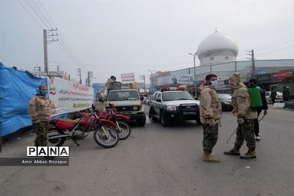 ضدعفونی کردن معابر و اماکن شهری در محمودآباد