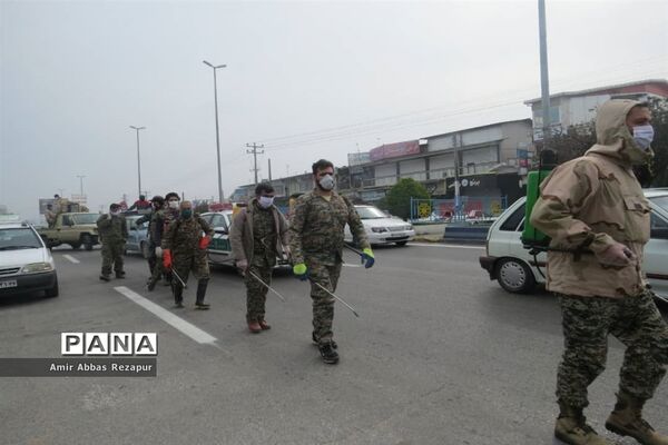 ضدعفونی کردن معابر و اماکن شهری در محمودآباد