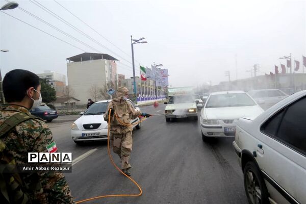 ضدعفونی کردن معابر و اماکن شهری در محمودآباد