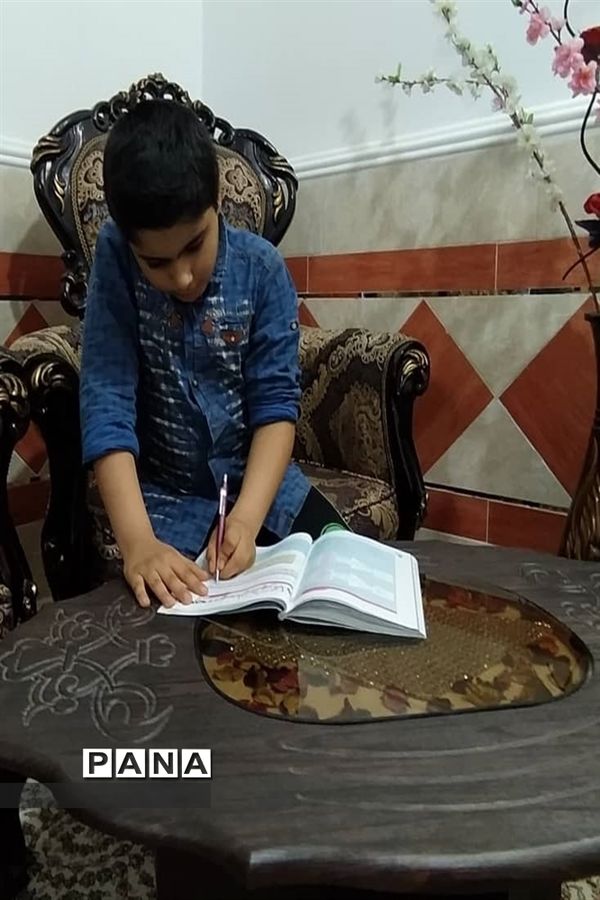 درس خواندن تعطیلی ناپذیر است