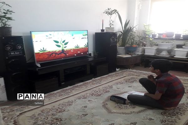 درس خواندن تعطیلی ناپذیر است