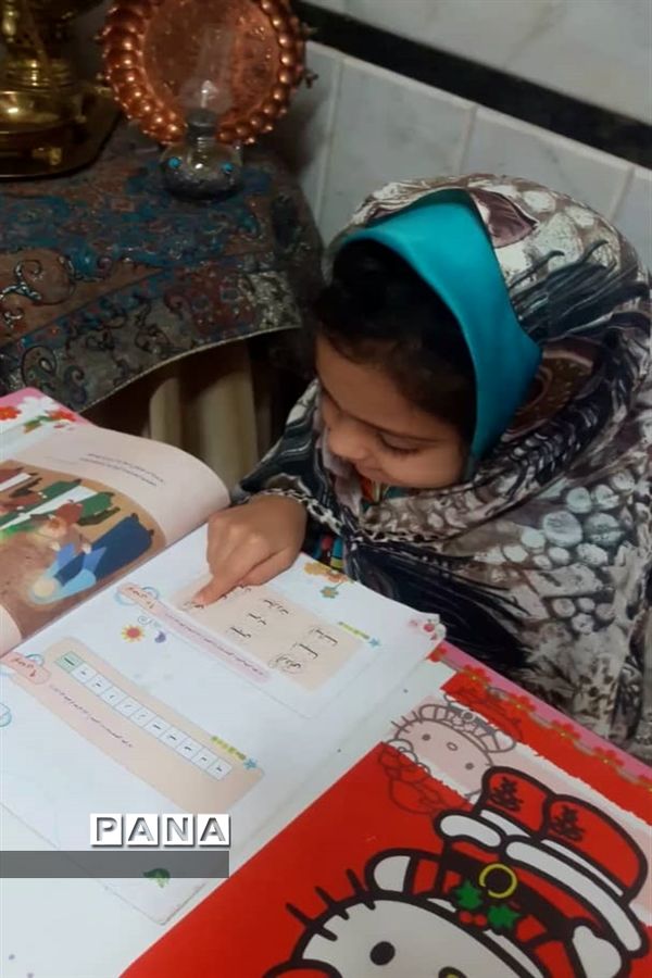 درس خواندن تعطیلی ناپذیر است