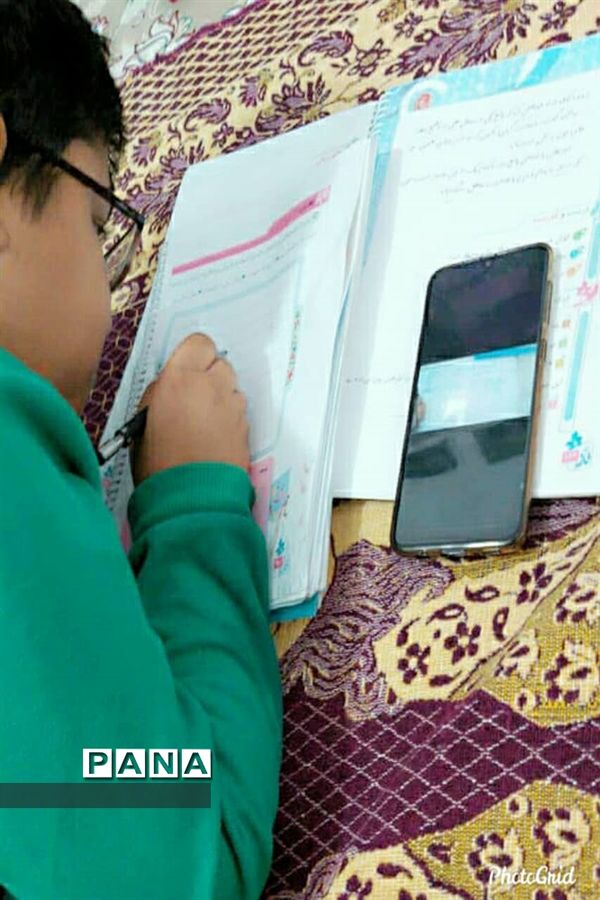 درس خواندن تعطیلی ناپذیر است