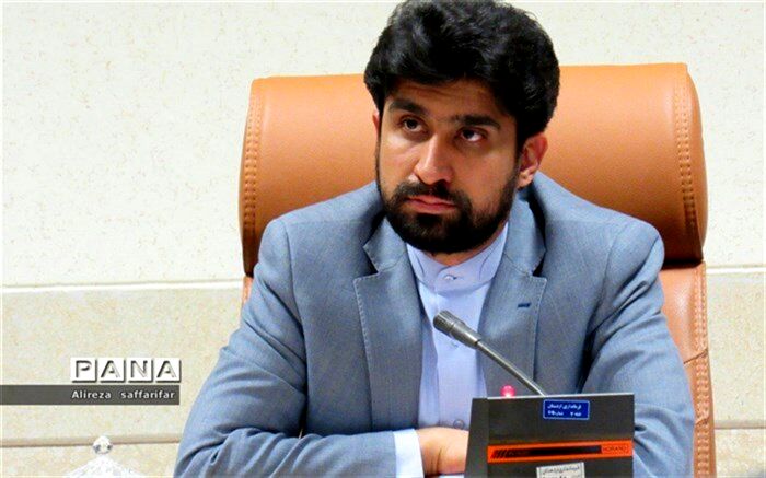 تاکنون 10 نفر بر اثر بیماری کرونا در اردستان فوت کردند