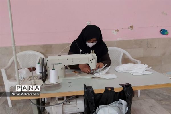 کارگاه جهادی تولید ماسک در شهرستان کاشمر