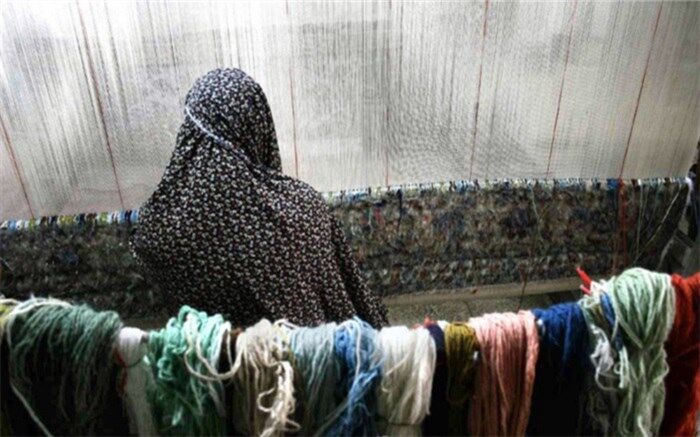 نماینده مجلس: «زنان سرپرست خانوار» در تخصیص «بسته‌های حمایتی» در اولویت  باشند