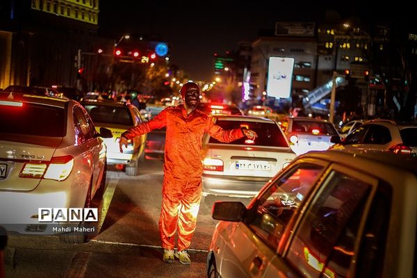 حاجی فیروزها خانه‌نشین نشده‌اند