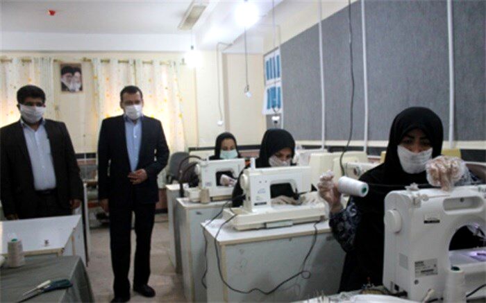 دو کارگاه در مدارس گناوه شروع به تولید ماسک کردند