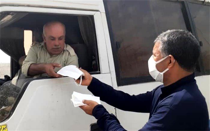 تولید مطالب آموزشی و ماسک سهم فرهنگیان دیلم در برابر کرونا