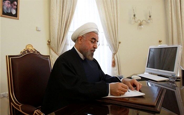 رئیس جمهور درگذشت مادران شهیدان موسوی و بیات را تسلیت گفت