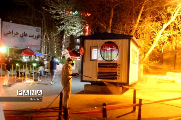 عملیات ضد عفونی و گندزدایی بیمارستان‌ها و معابر شیراز توسط پرسنل آتش نشانی