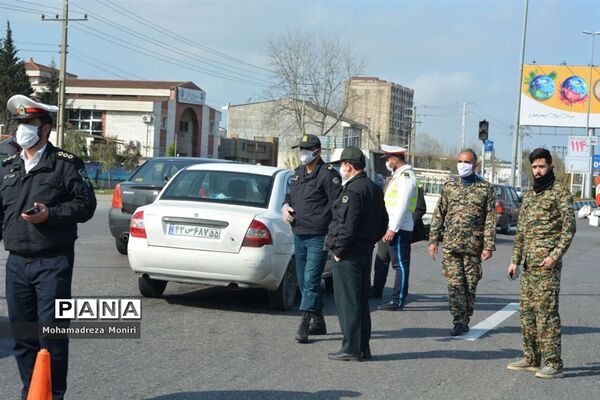 کنترل مسافران در ورودی شهرستان فریدونکنار