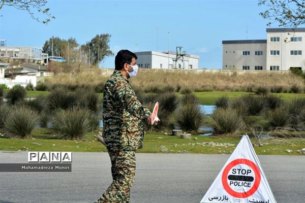 کنترل مسافران در ورودی شهرستان فریدونکنار