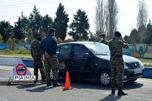 کنترل مسافران در ورودی شهرستان فریدونکنار