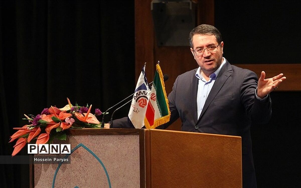 وزیر صنعت:کالاهای مورد نیاز مردم تا پایان سال ذخیره‌سازی شده است