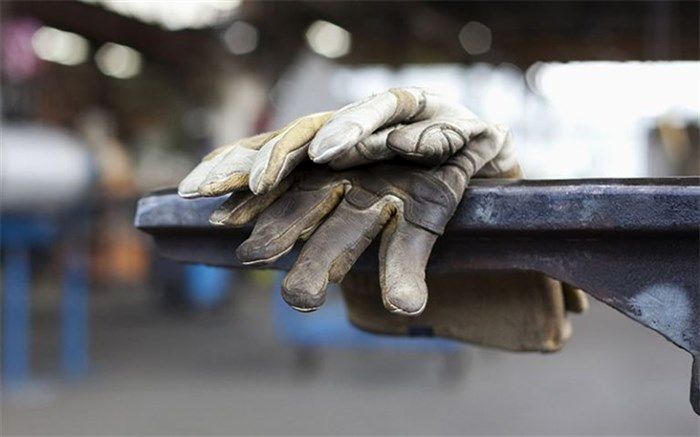 تاجیک: تورم 39 درصدی پایان سال 98  و هزینه زندگی خانوار مبنای تصمیم‌گیری مزد کارگران شود