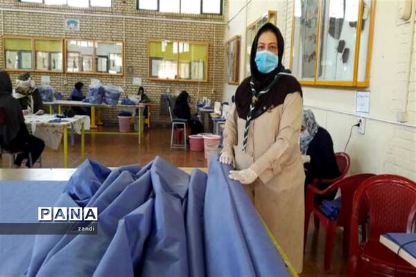 تولید ماسک توسط کارشناسان و پیشتازان سازمان دانش آموزی