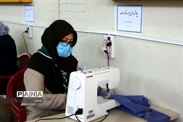 تولید ماسک توسط کارشناسان و پیشتازان سازمان دانش آموزی