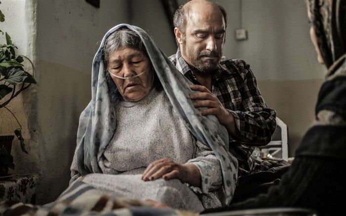 «شکستن همزمان بیست استخوان» از فردا در شبکه نمایش خانگی