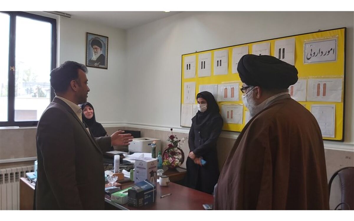 تجلیل از خدمات پزشکان و پرستاران بیمارستانهای ورامین