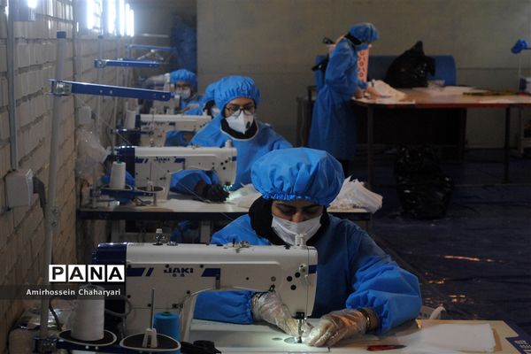کارگاه تولید ماسک و گان محافظتی در تایباد
