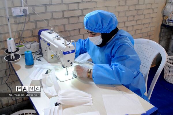 کارگاه تولید ماسک و گان محافظتی در تایباد