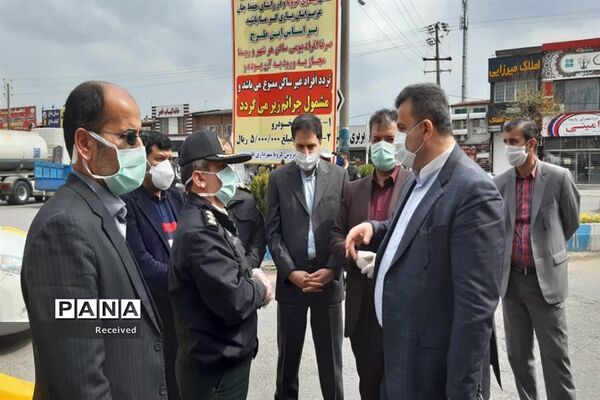 بازدید استاندار از اجرای فاصله‌گذاری اجتماعی در قائم شهر