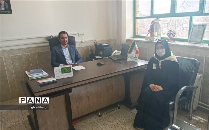 در شهرستان بن آموزش تعطیل نیست