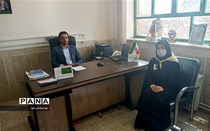 در شهرستان بن آموزش تعطیل نیست