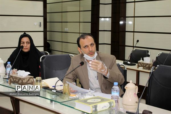 جلسه کار گروه شبکه اجتماعی دانش‌آموزی (شاد)آموزش و پرورش استان بوشهر