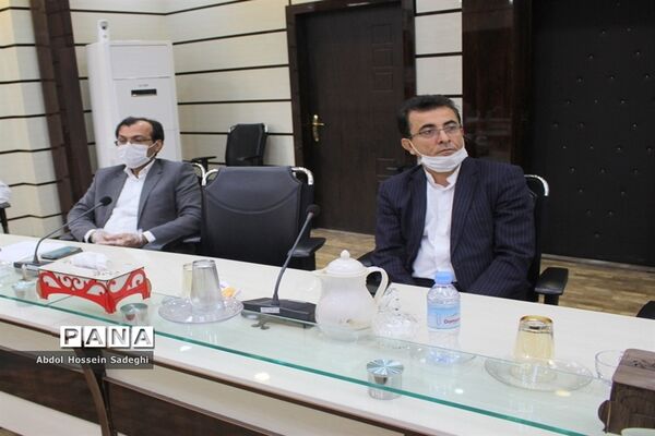 جلسه کار گروه شبکه اجتماعی دانش‌آموزی (شاد)آموزش و پرورش استان بوشهر