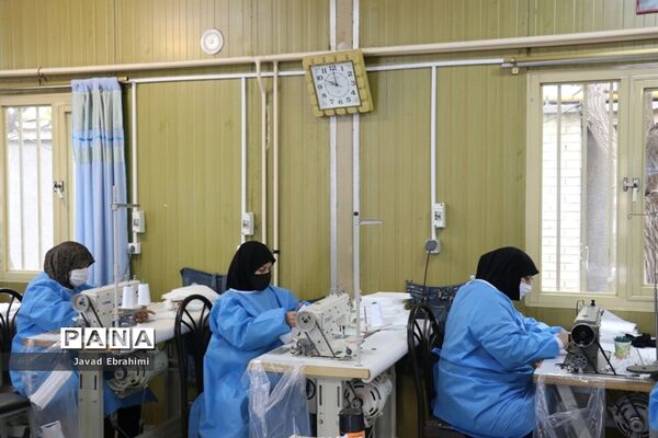 تولید ماسک در آموزشگاه ایثارگران ناحیه 4 مشهد