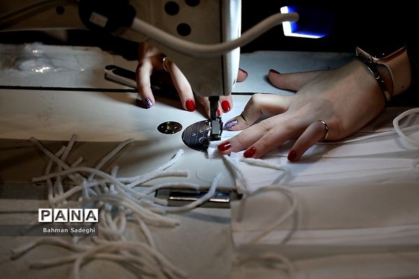 تولید ماسک در سالن تئاتر «حافظ»