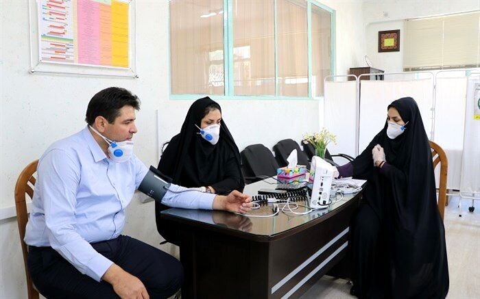 غربالگری و تهیه شناسنامه سلامت کارکنان ستادی آموزش و پرورش خراسان رضوی در گام دوم مبارزه با کووید 19