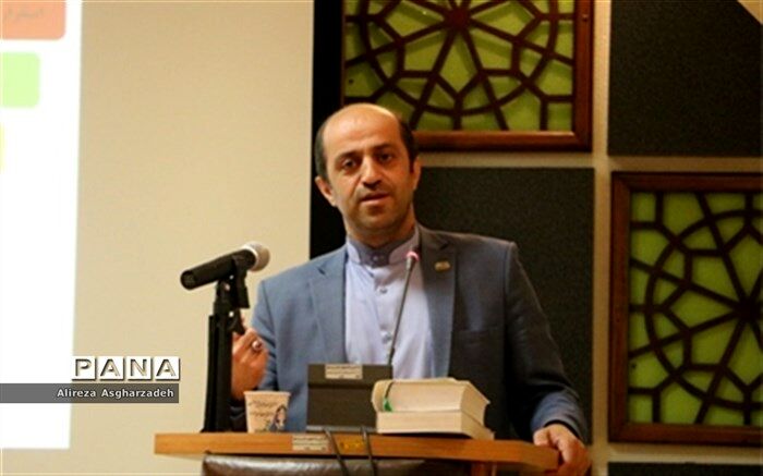 توضیحات آذرکیش درباره فعالیت‌های تولیدی هنرستان‌ها بعد از شیوع اپیدمی کرونا