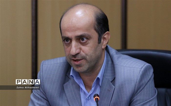 آذرکیش: حدود 3 هفته آموزشی مستمر برای آموزش دروس کارگاهی نیاز داریم