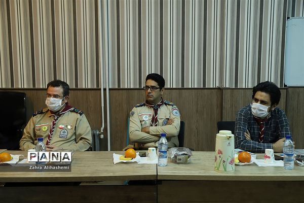 نشست هم اندیشی گروه تولید محتوای سازمان دانش آموزی شهر تهران