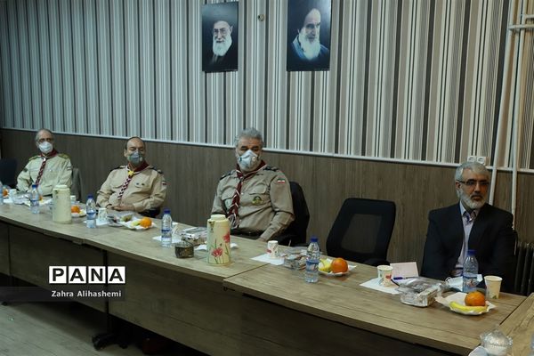 نشست هم اندیشی گروه تولید محتوای سازمان دانش آموزی شهر تهران